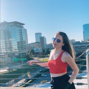 Meet your Posher, Jenna